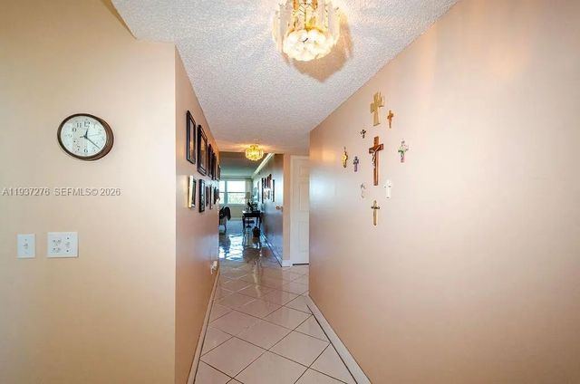 4 of 49 - 2601 N Nob Hill Road #402, Sunrise, FL