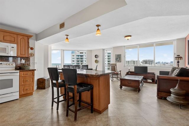 4 of 41 - 7135 Collins Avenue #1015, Miami Beach, FL