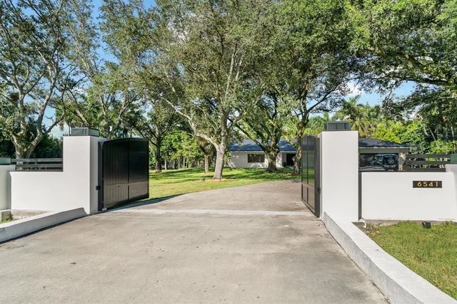 6541 Melaleuca Road, Southwest Ranches
