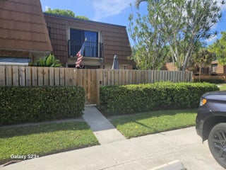 Photo of Listing #R11150856