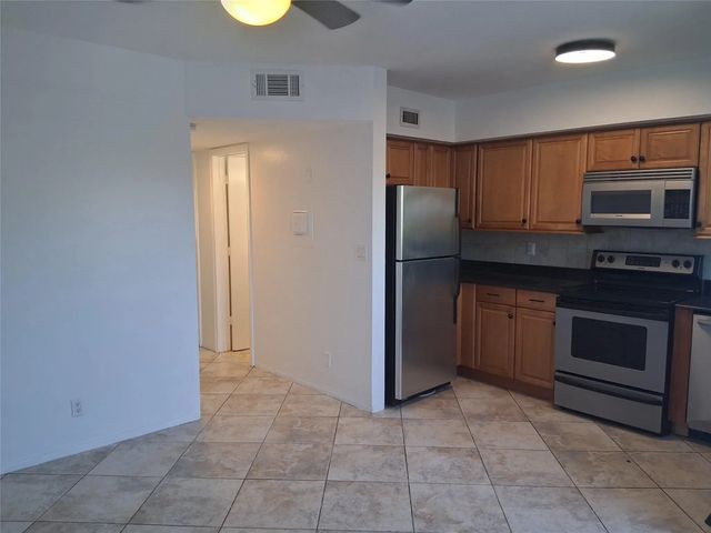 3 of 28 - 505 Ne 20 Avenue #217, Deerfield Beach, FL