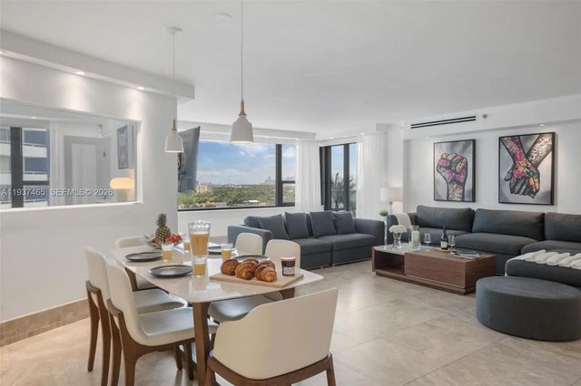 3 of 100 - 5225 Collins Avenue #1221, Miami Beach, FL