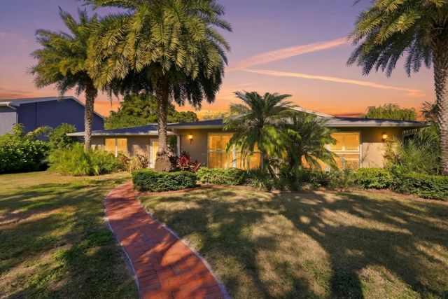 2 of 50 - 74 Aqua Lane, North Fort Myers, FL