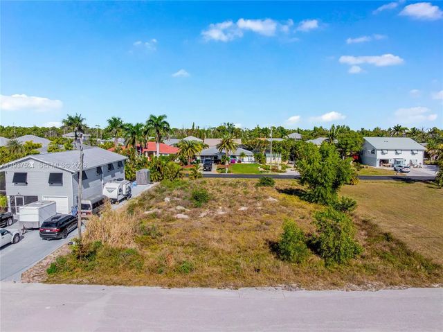 3800 Snowbird Lane, 