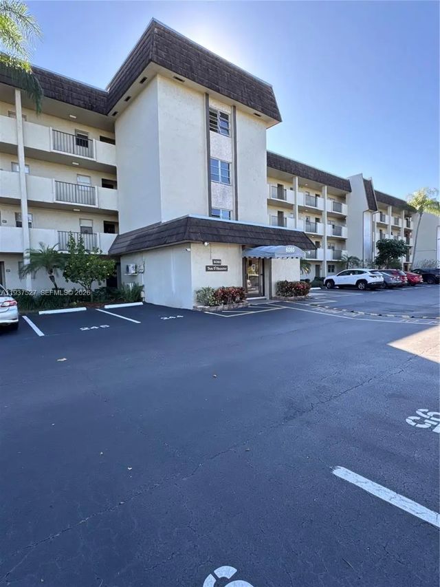 6080 Nw 44th Street #107, Lauderhill