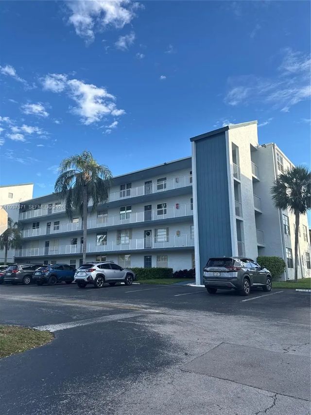 7690 Nw 18th Street #408, Margate