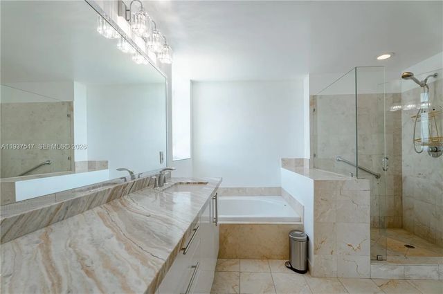 5 of 71 - 3330 Ne 190th Street #mph15, Aventura, FL