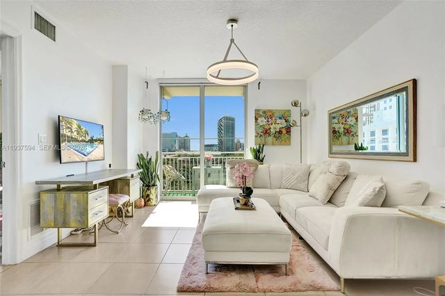 3 of 45 - 610 Clematis Street #630, West Palm Beach, FL