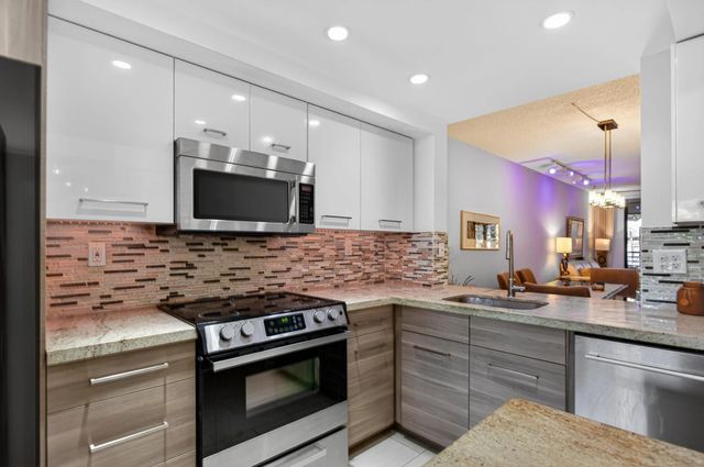 7547 Nw 79th Avenue #212, Tamarac