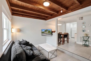 Photo of Listing #F10543260