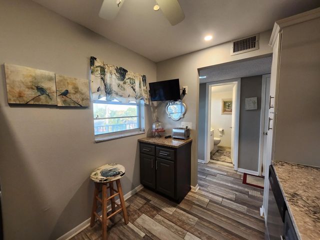4 of 53 - 300 Ne 26th Avenue #305, Boynton Beach, FL