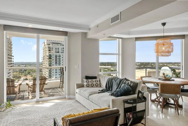 5 of 33 - 401 Sw 4th Avenue #1706, Fort Lauderdale, FL