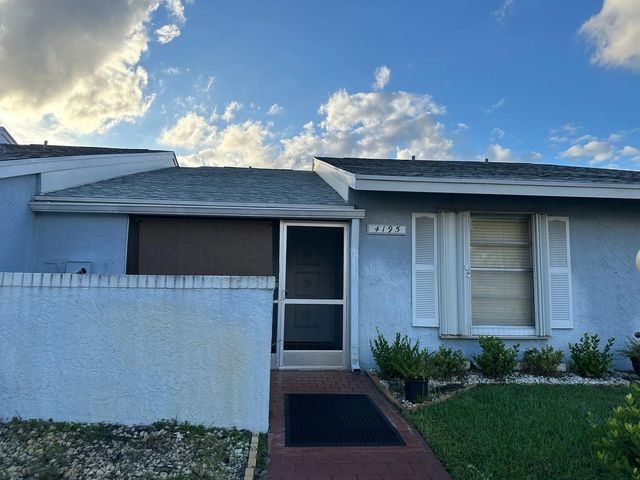 4195 Lucerne Villas Lane, Lake Worth