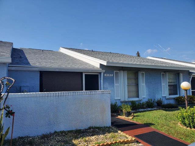5 of 21 - 4195 Lucerne Villas Lane, Lake Worth, FL