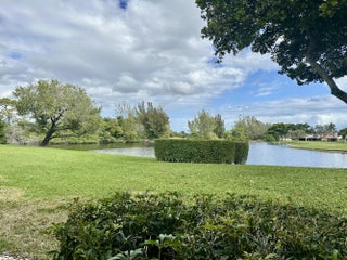 Photo of Listing #R11151057