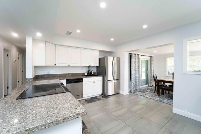 5 of 23 - 477 Se Asbury Lane, Port St. Lucie, FL