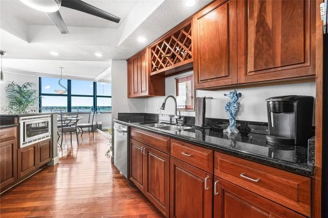 4 of 63 - 5420 N Ocean Drive #1106, Singer Island, FL