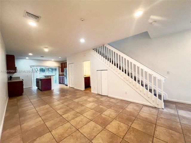 2 of 35 - 5906 Woodlands Boulevard, Tamarac, FL