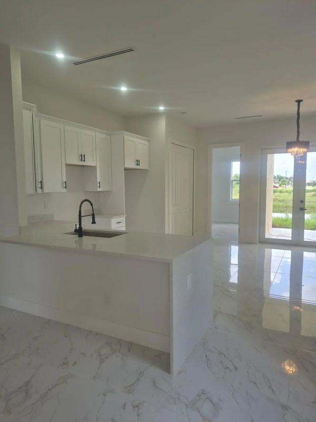 4 of 11 - 546 Pachman Circle, Lehigh Acres, FL