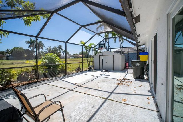 3 of 12 - 1103 Timberlane Circle, Greenacres, FL