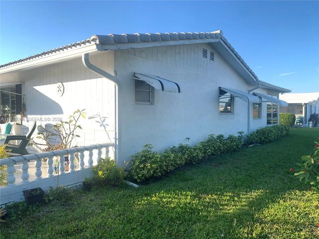4 of 22 - 1801 Sw 22nd Way, Boynton Beach, FL