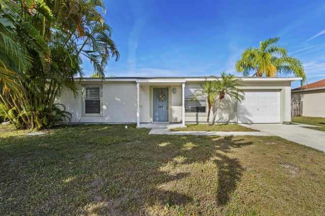 Photo of Listing #R11151203