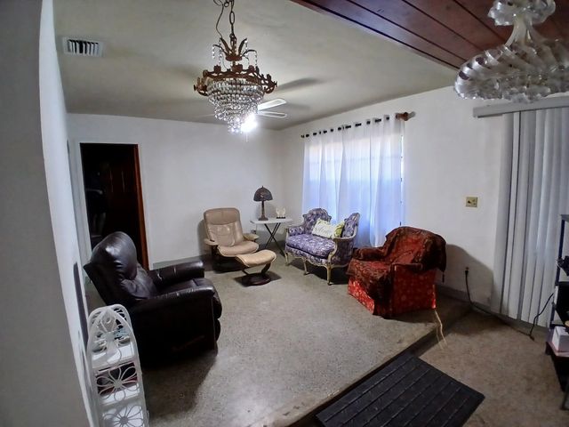 4 of 6 - 239 Gulfstream Blvd. ( Se 36 Ave.) Boulevard, Boynton Beach, FL