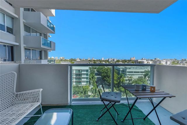 5 of 25 - 1200 West Avenue #811, Miami Beach, FL