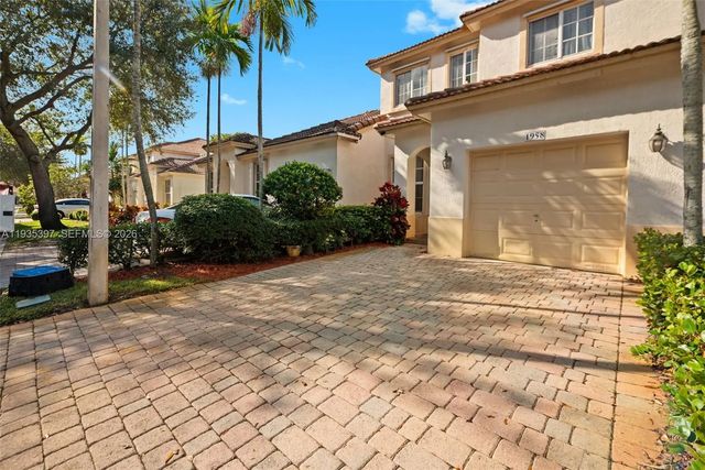 2 of 25 - 1958 Nw 79th Way, Pembroke Pines, FL