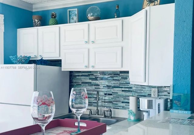 5 of 11 - 3401 Ne 10th Street #1,3,7,8,9,11,12, Pompano Beach, FL