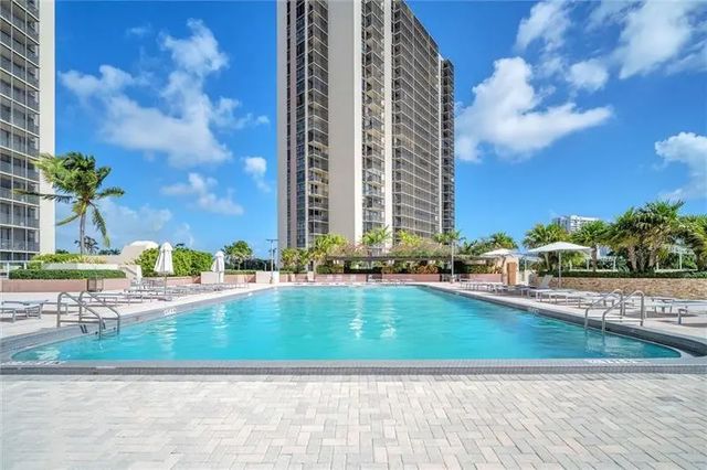 2 of 47 - 20301 W Country Club Drive #1222, Aventura, FL
