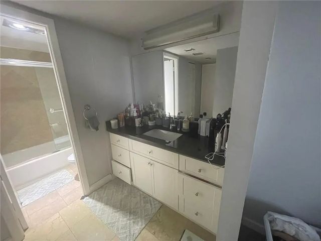 3 of 47 - 20301 W Country Club Drive #1222, Aventura, FL