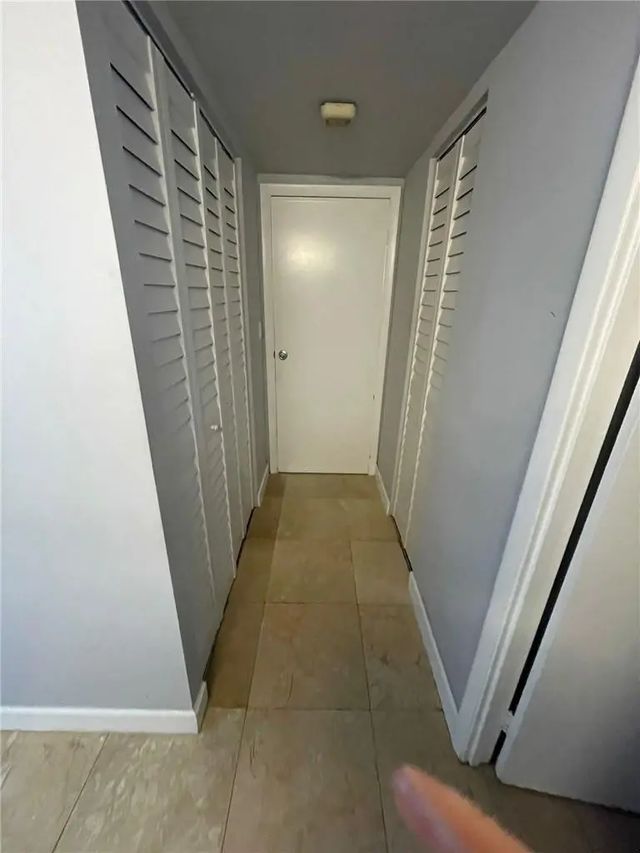 5 of 47 - 20301 W Country Club Drive #1222, Aventura, FL