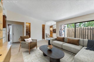 Photo of Listing #R11151384