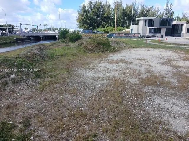 550 Sw 136th Place, Miami