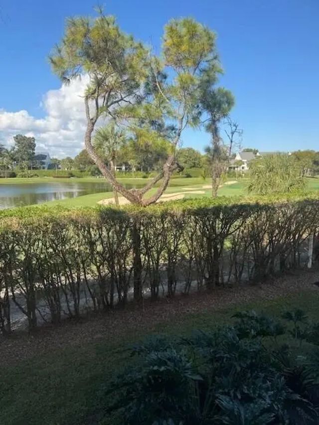 5 of 7 - 3521 Village Boulevard #206, West Palm Beach, FL