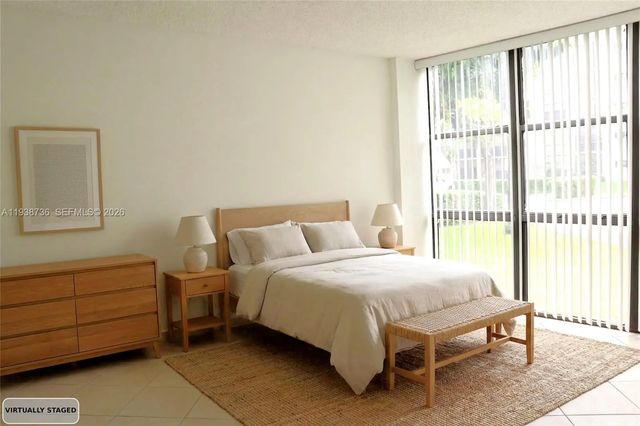 5 of 20 - 16919 N Bay Road #118, Sunny Isles Beach, FL