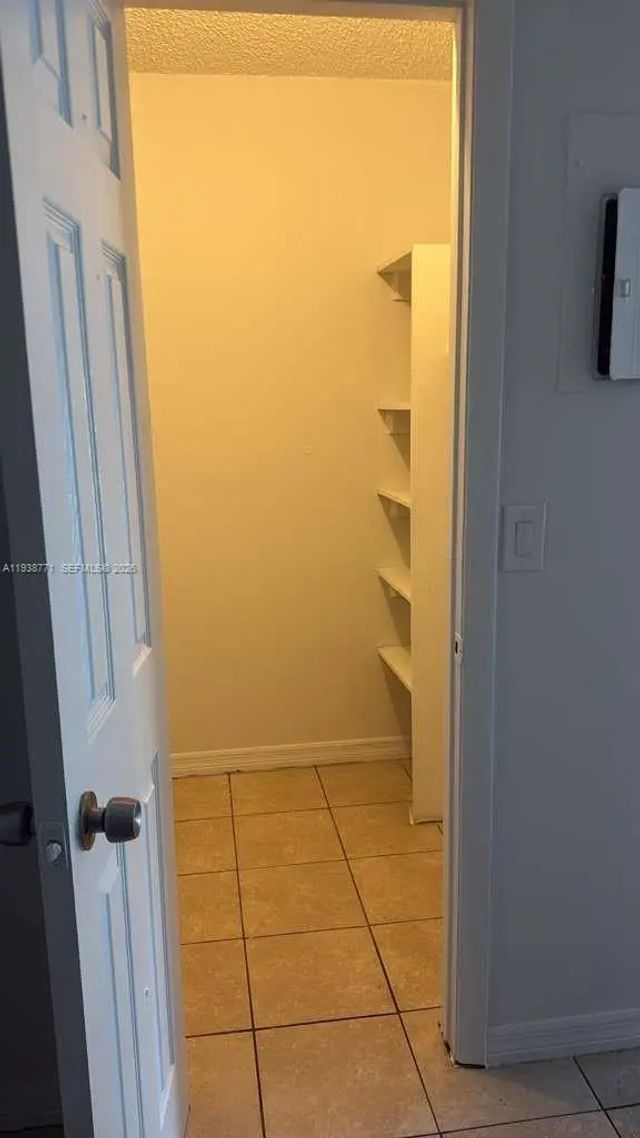 4 of 9 - 4160 Nw 21st Street #223d, Lauderhill, FL
