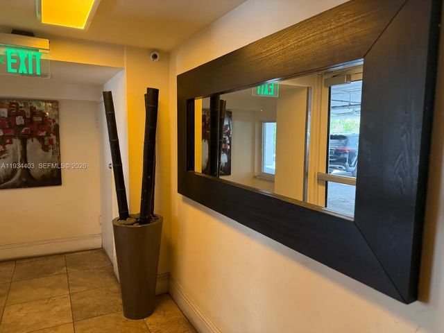 2 of 7 - 910 Michigan Avenue #305, Miami Beach, FL