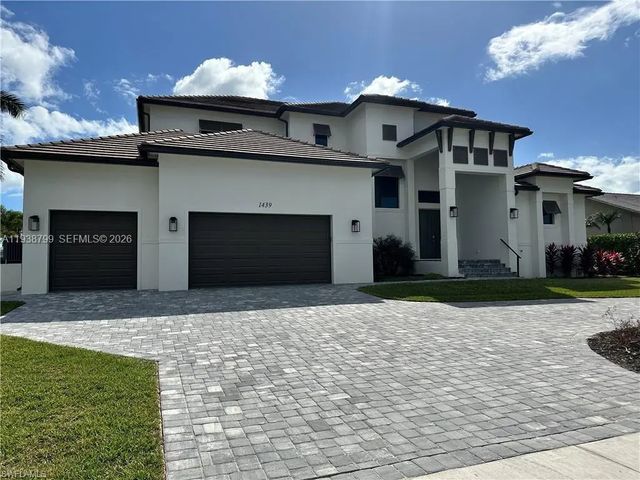 2 of 12 - 654 Bamboo Court, Marco Island, FL