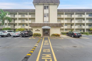 Photo of Listing #F10542914