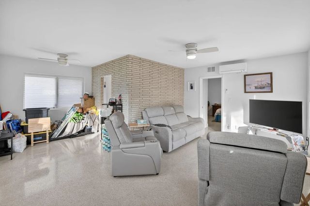 4 of 70 - 4436 Seagrape Drive, Lauderdale-By-The-Sea, FL