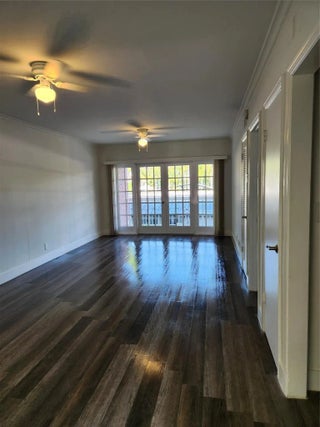 Photo of Listing #F10543207