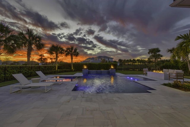 Photo of Listing #R11151580