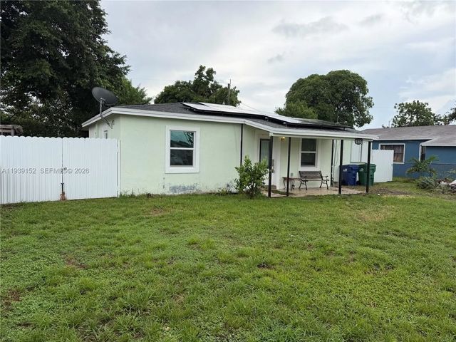 2 of 14 - 2550 Nw 153rd Street, Miami Gardens, FL