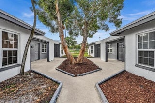 Photo of Listing #F10543662