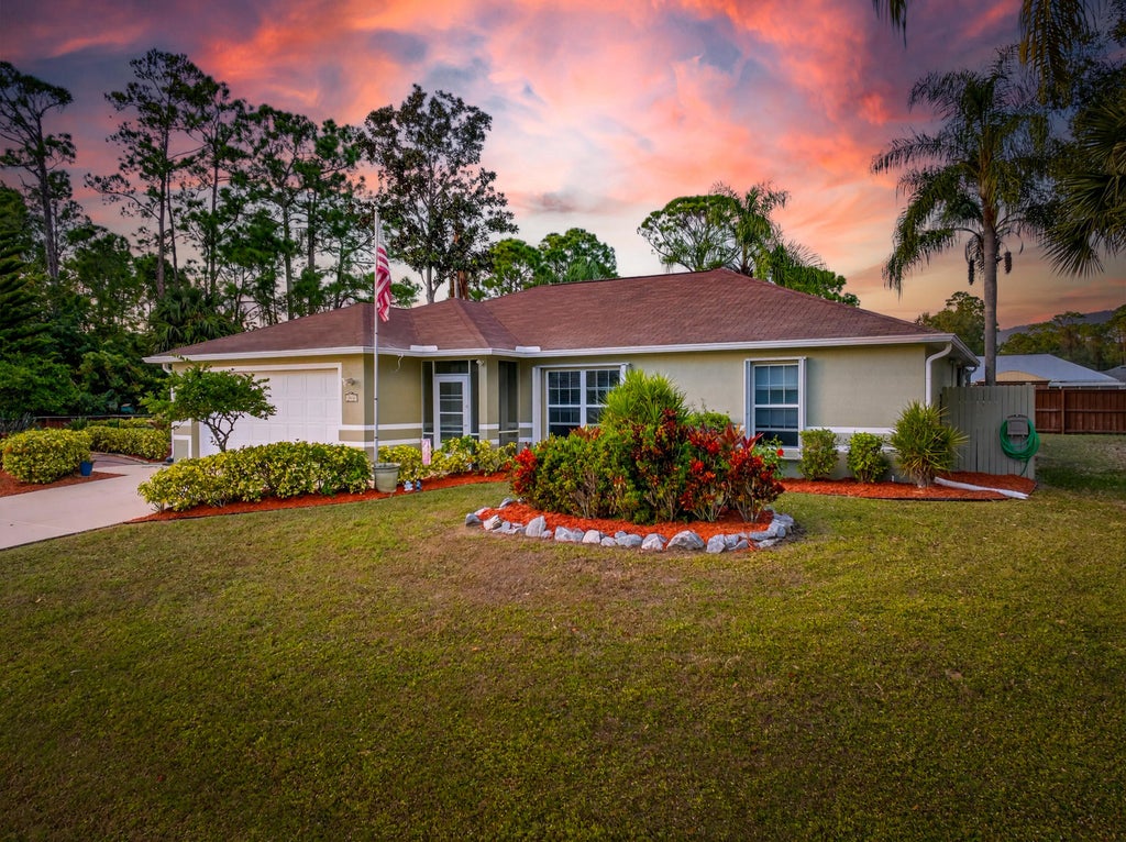 1585 Degamma Street Nw, Palm Bay