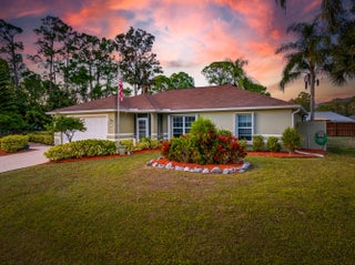 Photo of Listing #R11151667