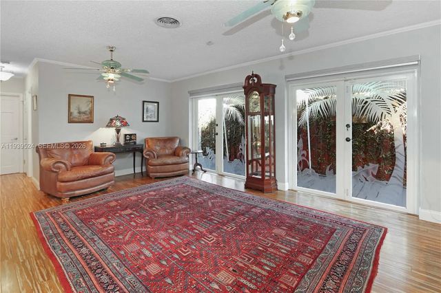 5 of 33 - 1412 Hollywood Boulevard, Hollywood, FL