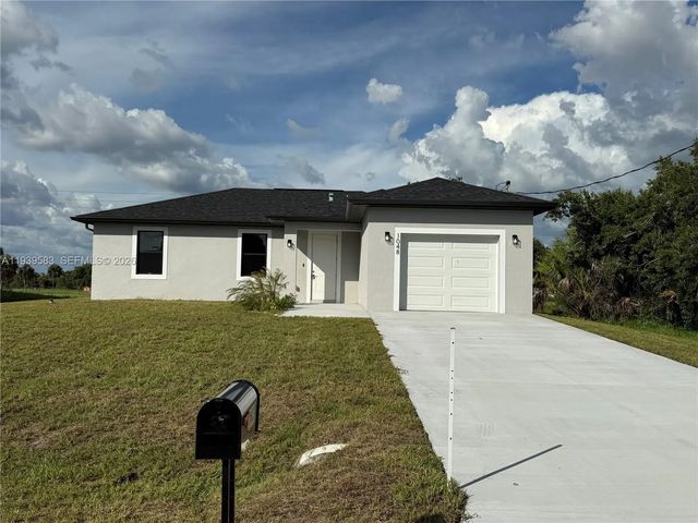 4 of 38 - 1048 Jay Court, LaBelle, FL